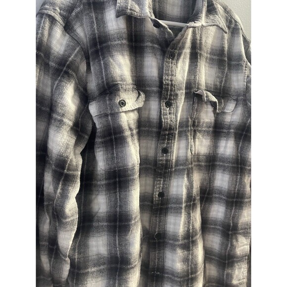 Lucky Brand Men’s Classic Fit Flannel Black Gray White Plaid Shirt XL - Picture 7 of 7